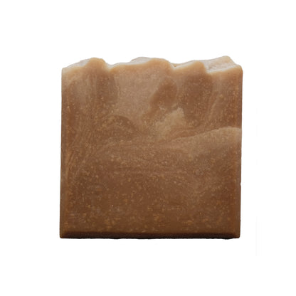 Naturseife Kleopatra ohne Banderole, handgemacht in unserer Seifenmanufaktur, eine sehr feine Gesichtsseife mit Mandelblütenduft.